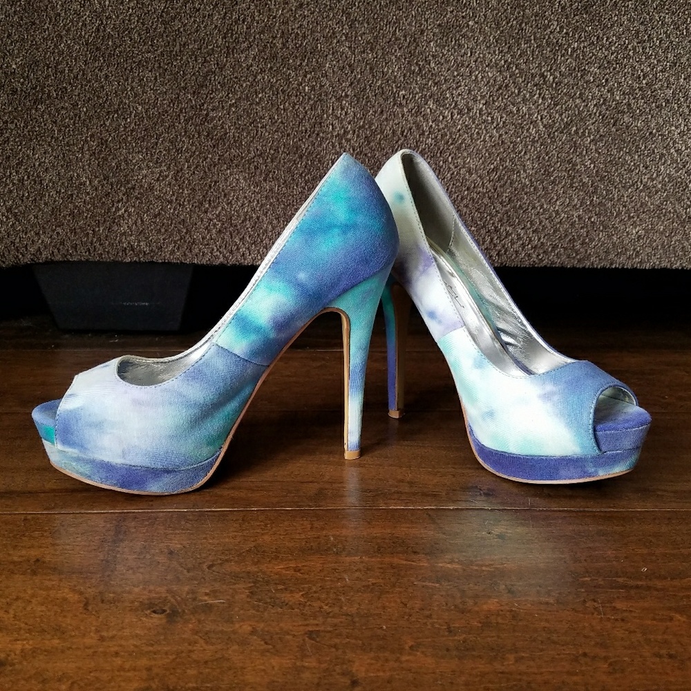 Cute Blue and Turquoise Tye Dye